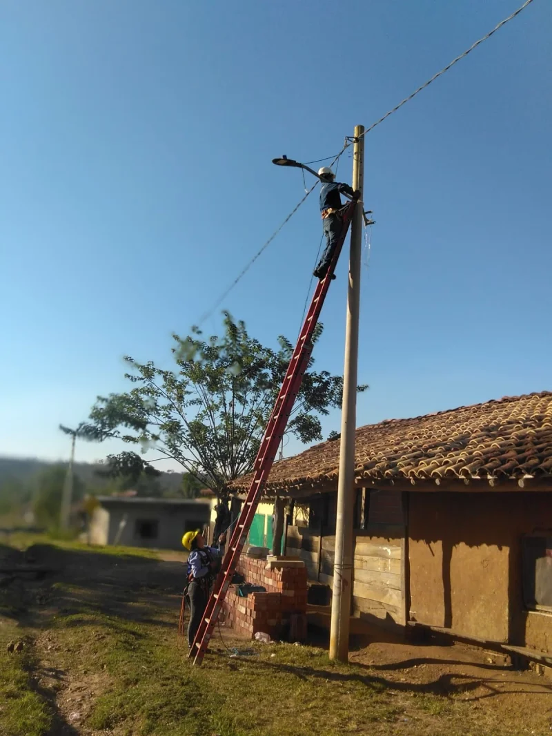 Reconstrucción y Optimización del Sistema de Alumbrado Público (San Juan de Lomerío)